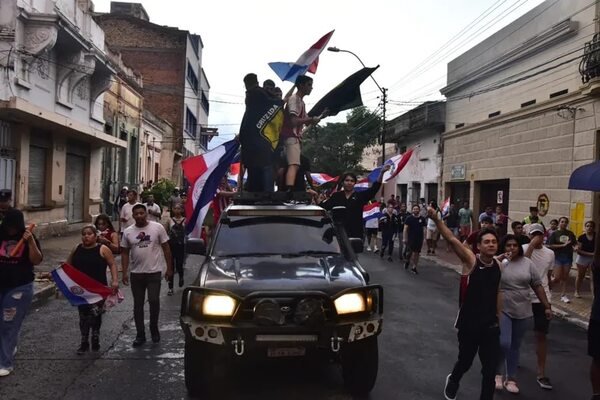 Payo Cubas denuncia fraude electoral, en vivo: manifestaciones, incidentes y disturbios - Política - ABC Color