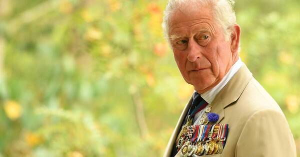 La Nación / Rey Carlos III pidió reciclar ornamentos antiguos para su coronación