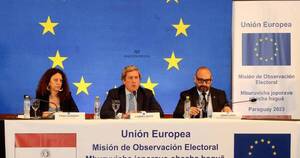 La Nación / Observadores europeos felicitan los comicios y piden respeto a la institucionalidad