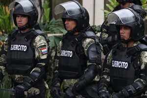 Policía confirma 80 detenidos y rutas despejadas en Paraguay tras protestas - Política - ABC Color