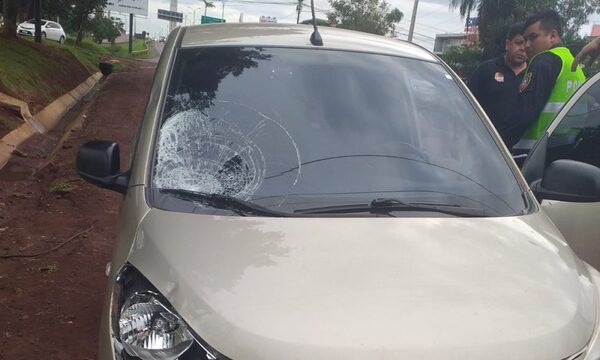 Chocan a peatón sobre Ruta Py 02