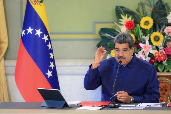 Nicolás Maduro expresa a Santiago Peña su disposición de trabajar en pro de intereses comunes de cada nación - Revista PLUS