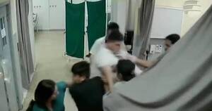 La Nación / Pelea callejera finalizó a los golpes en el centro de salud de Choré y afectó a una enfermera