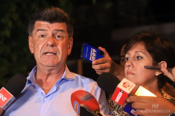 Diario HOY | “Si a Efraín le queda un vestigio de cariño por su partido, debería irse”