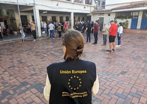 Para UE hubo voto asistido y compra de votos en comicios. Para OEA no hubo graves deficiencias - La Tribuna