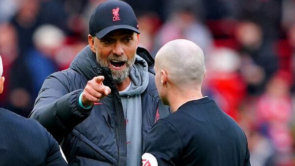 Klopp: "Para ser honesto, probablemente tenga que ser castigado"