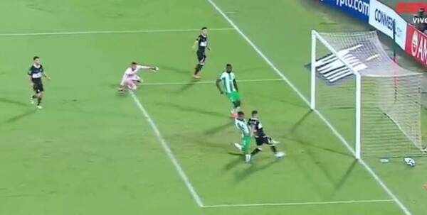 [VIDEO] ¡Nde tavy! Paiva y Cardozo para el empate de Olimpia