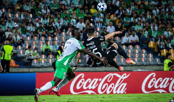 Versus / Olimpia sobrevive en Medellín gracias a un majestuoso Gastón Olveira