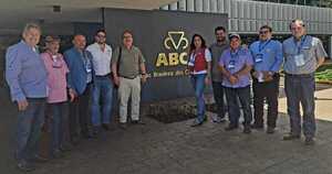 Wasmosy participó de la legalización de la Federación Internacional de Criadores de Zebu