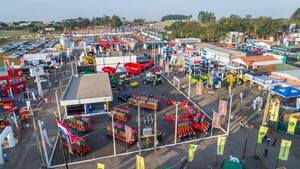 Expo Santa Rita llega para mostrar tecnología agrícola y animales en pista