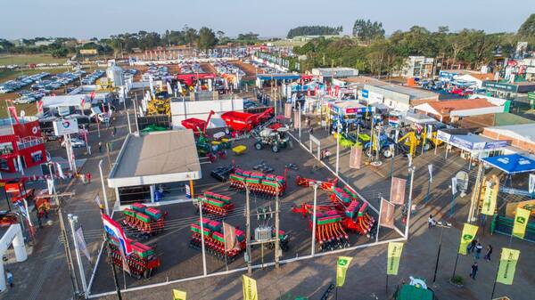 Expo Santa Rita llega para mostrar tecnología agrícola y animales en pista