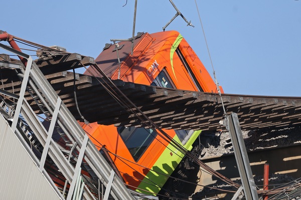Fiscalía firma 117 indemnizaciones con víctimas de accidente del metro - MarketData
