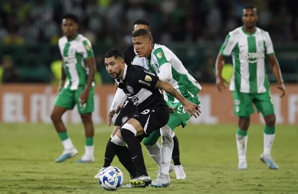 Atlético Nacional 2-Olimpia 3: El Decano se planta en la montaña - Fútbol - ABC Color
