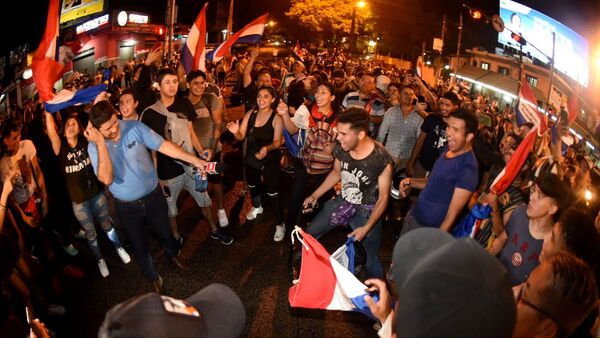 Los gremios instan a no opacar la democracia con protestas violentas