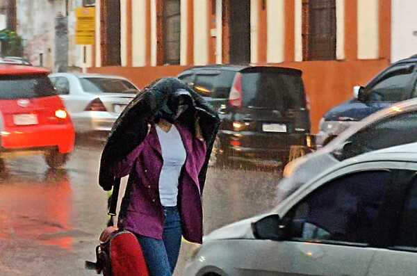 Persistirán las lluvias y tormentas para este miércoles - .::Agencia IP::.