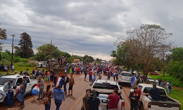 Por segundo día consecutivo, adherentes a Payo Cubas bloquean carreteras en diferentes puntos de A. Paraná – Diario TNPRESS