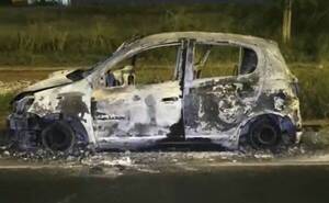 Hincha bolí fue arrollado y sus kapés quemaron el auto que lo mató