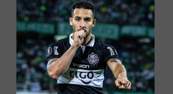 El ¡doble festejo! del olimpista que marcó un gol en "cafelandia"