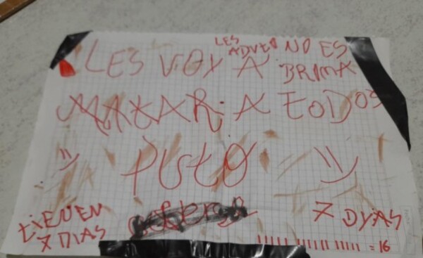 Vándalos dejaron notas de amenaza de muerte en escuelas de Santa Rita