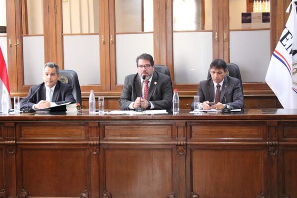Jurado abre investigación a jueces y fiscales “según la cara del cliente”