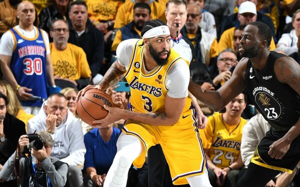 Versus / Lakers pegan primero frente a Warriors y los Knicks igualan su serie ante los Heat