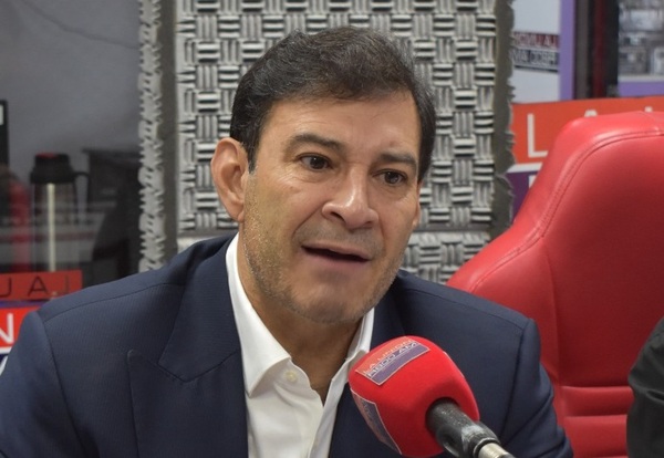 El 'error' de Efraín: Esperanza Martínez hubiese sido mejor candidata a vicepresidenta que Sole Núñez, según Beto Ovelar