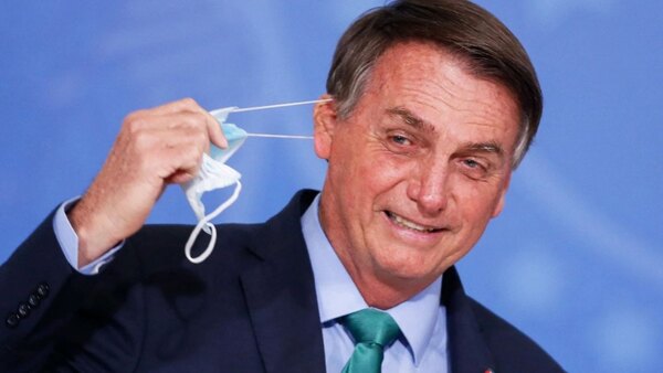 Allanan casa de Jair Bolsonaro y detienen a seis excolaboradores | 1000 Noticias
