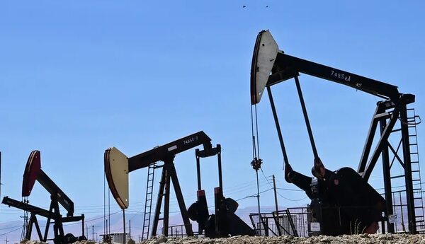Petróleo para América cotiza a menos de USD 70 - Mundo - ABC Color