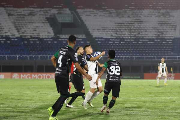 Tacuary vence a Oriente Petrolero en el Defensores del Chaco - Unicanal
