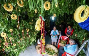 Kurusu ára: una tradición cargada de chipas, maní y karu guasu después del rezo – Prensa 5