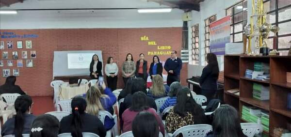 Realizan taller de fortalecimiento institucional en el CRE - Radio Imperio