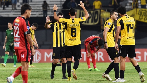 Guaraní recibe a Emelec en Para Uno con la oportunidad de ser único líder