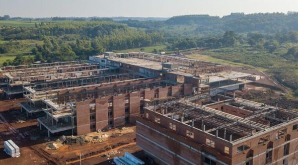 Gran Hospital del Sur registra un 23% de avance general