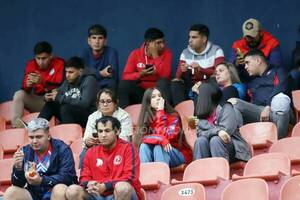 [GALERÍA] Libertadores: El público del Ciclón va llenando La Nueva Olla