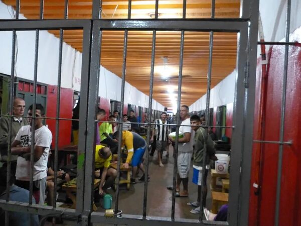 Las anomalías que detectó la Defensoría del Pueblo en la cárcel de Emboscada - Nacionales - ABC Color