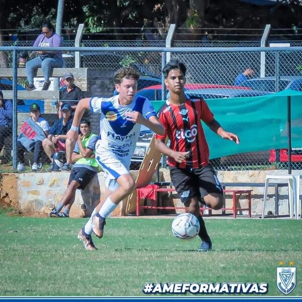 Cima gumarela en la Sub 15 - Fútbol - ABC Color