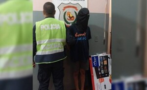 Detienen a un joven por hurtar un televisor de un hotel