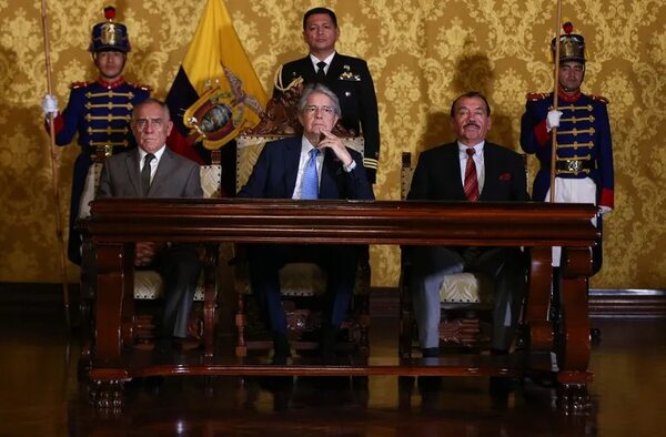 El Gobierno de Ecuador aprueba operaciones militares antiterroristas - Mundo - ABC Color