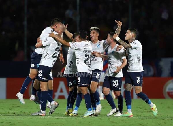[VIDEO] Festín boliviano en La Nueva Olla: Bolívar aplastó a Cerro 4-0