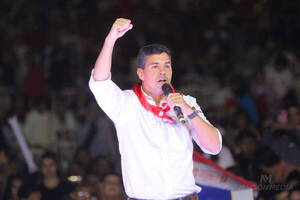 “Yo voy a cumplir lo que venía diciendo en campaña" dijo el nuevo presidente de los paraguayos