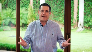 Horacio Cartes acusa a Mario Abdo de complot para desprestigiar su imagen