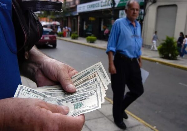 Compatriotas remesaron US$ 42 millones en enero - Economía - ABC Color