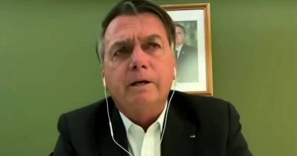 La Nación / Bolsonaro lamentó allanamiento policial: “Es una operación para machacarme”