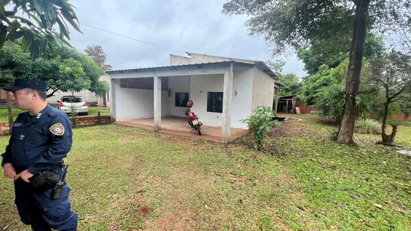 Mujer apenas pisó Paraguay y ya le robaron G. 15 millones - La Clave