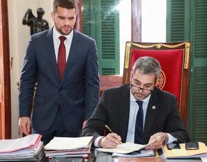 Presidente instruye a ministros a colaborar con gobierno entrante para una transición transparente