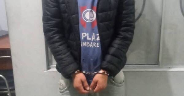 La Nación / Enfrentamiento entre barras bravas deja un herido y un detenido