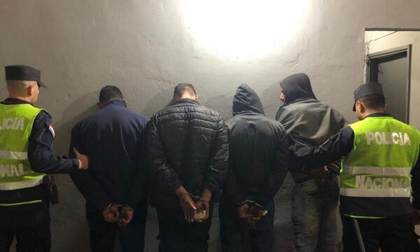 Imputan a manifestantes que cobraban peaje a conductores