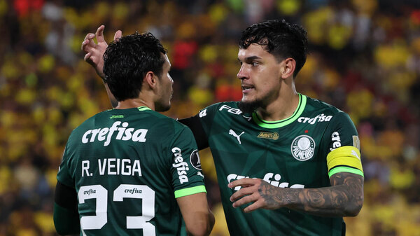 Versus / Gustavo Gómez marca y Palmeiras tumba a Barcelona en Guayaquil