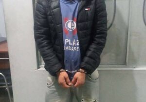 Hinchas de Cerro se enfrentaron y hubo un herido de bala
