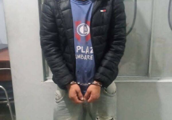 Hinchas de Cerro se enfrentaron y hubo un herido de bala